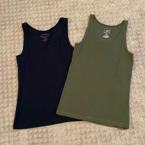 Lot of 2 Sonoma Ribbed Tank Tops, size M